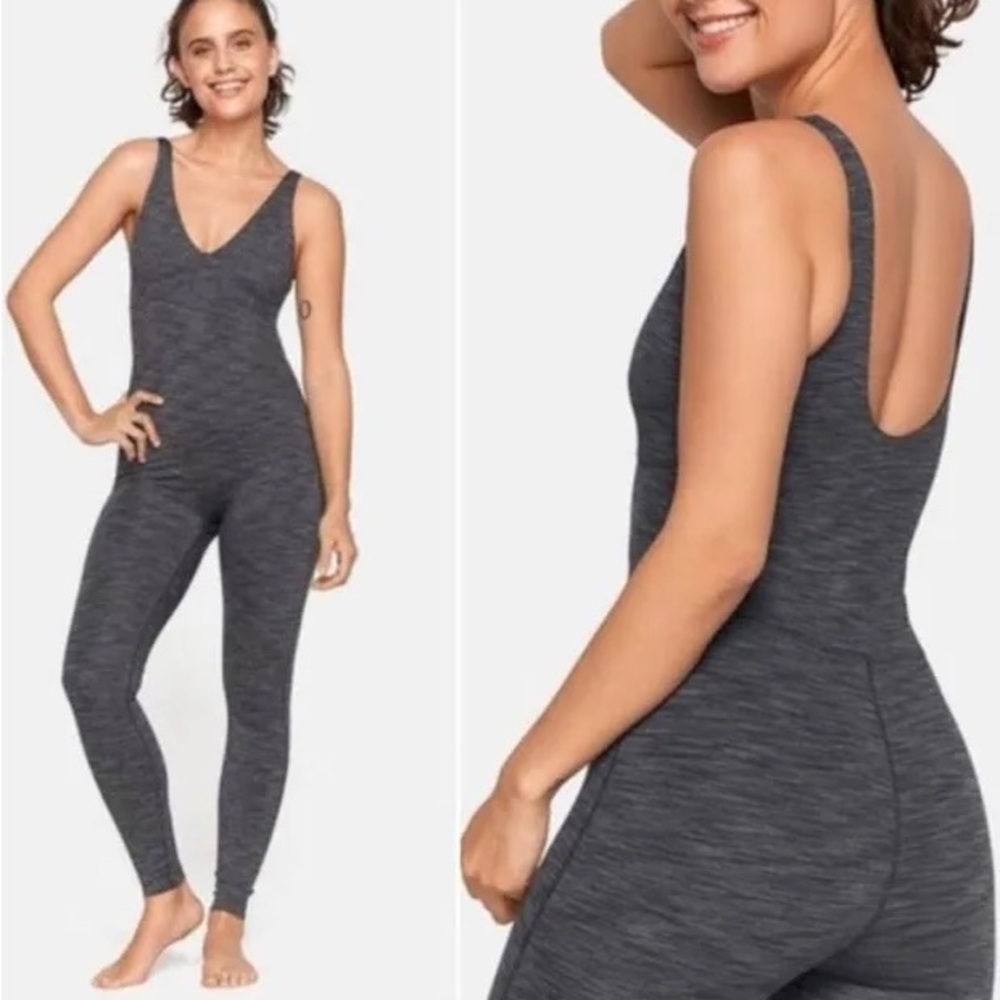 NWOT Outdoor Voices Flow Bodysuit Gray Size Medium